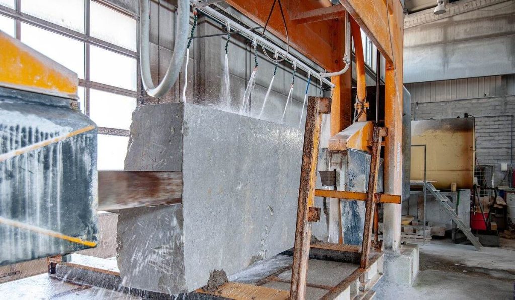 ¿Por qué la industria de la piedra confía en las cortadoras de hilo de diamante